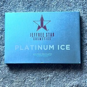 Jeffree Star Platinum Ice highlighter pallet